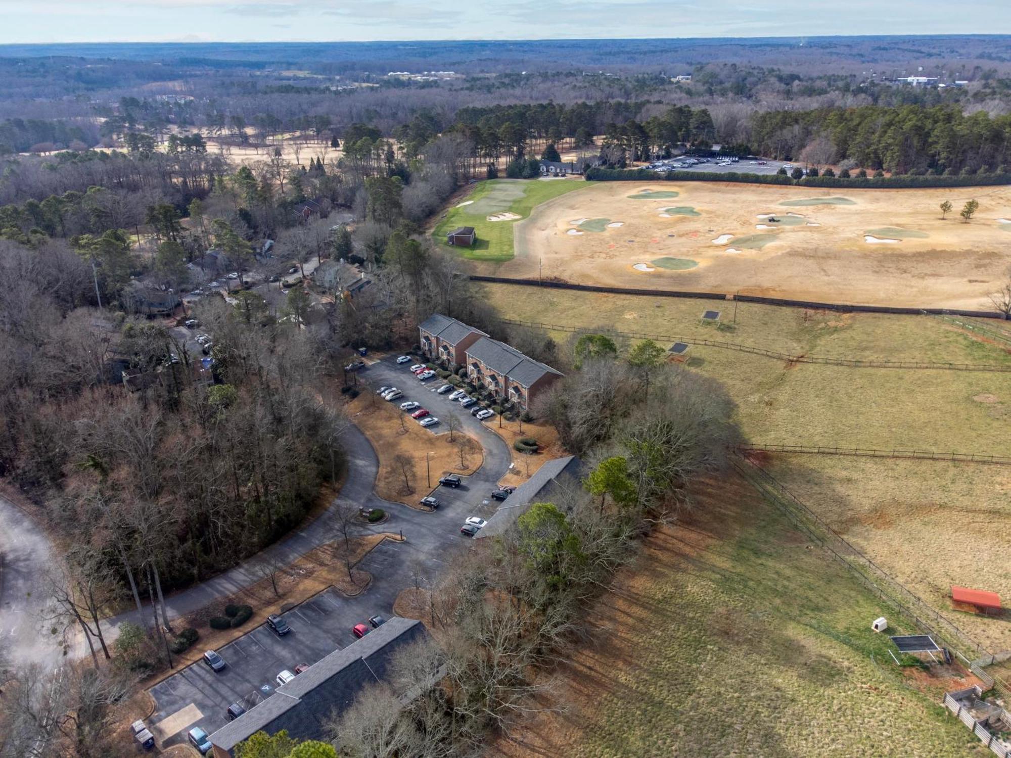 Holiday home Woodstone Retreat Right Next To Uga Golf Course! Athens